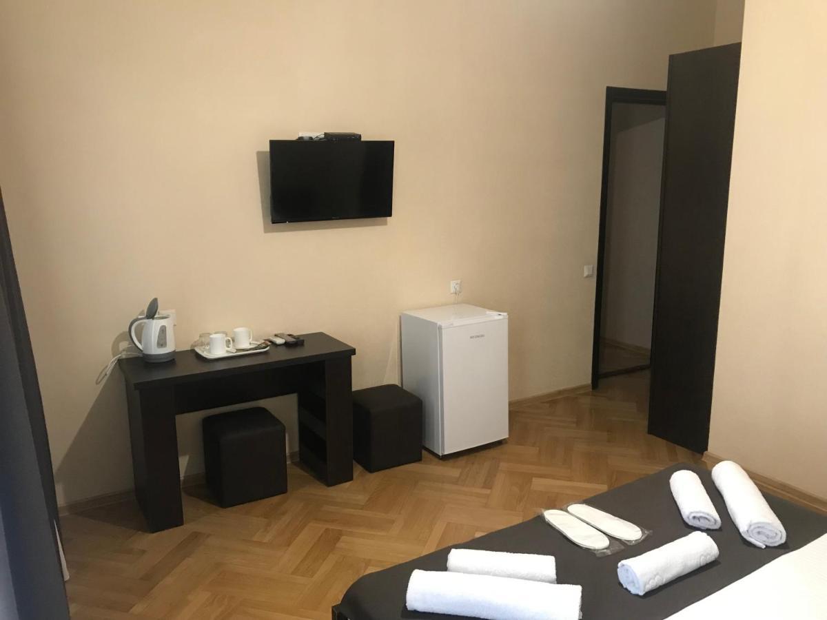Family Guest House Τυφλίδα Εξωτερικό φωτογραφία