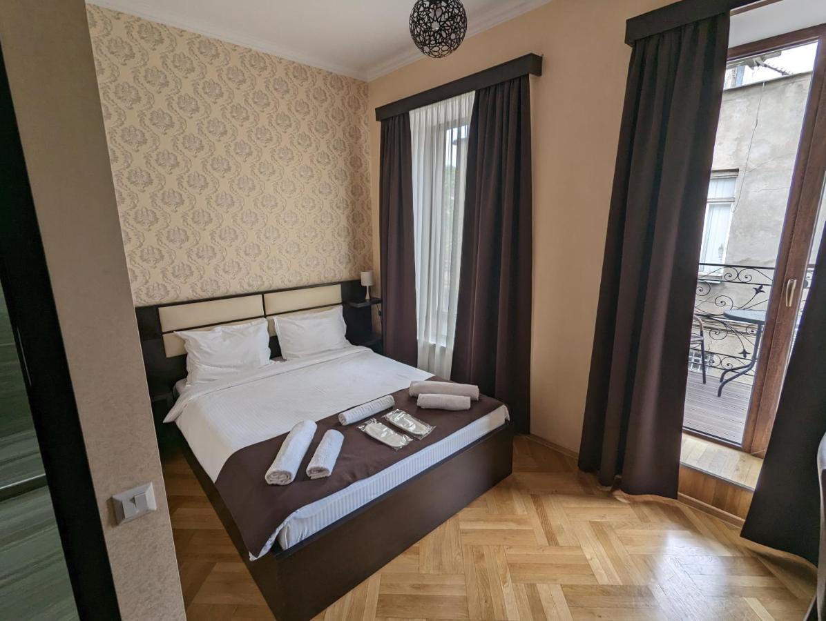 Family Guest House Τυφλίδα Εξωτερικό φωτογραφία